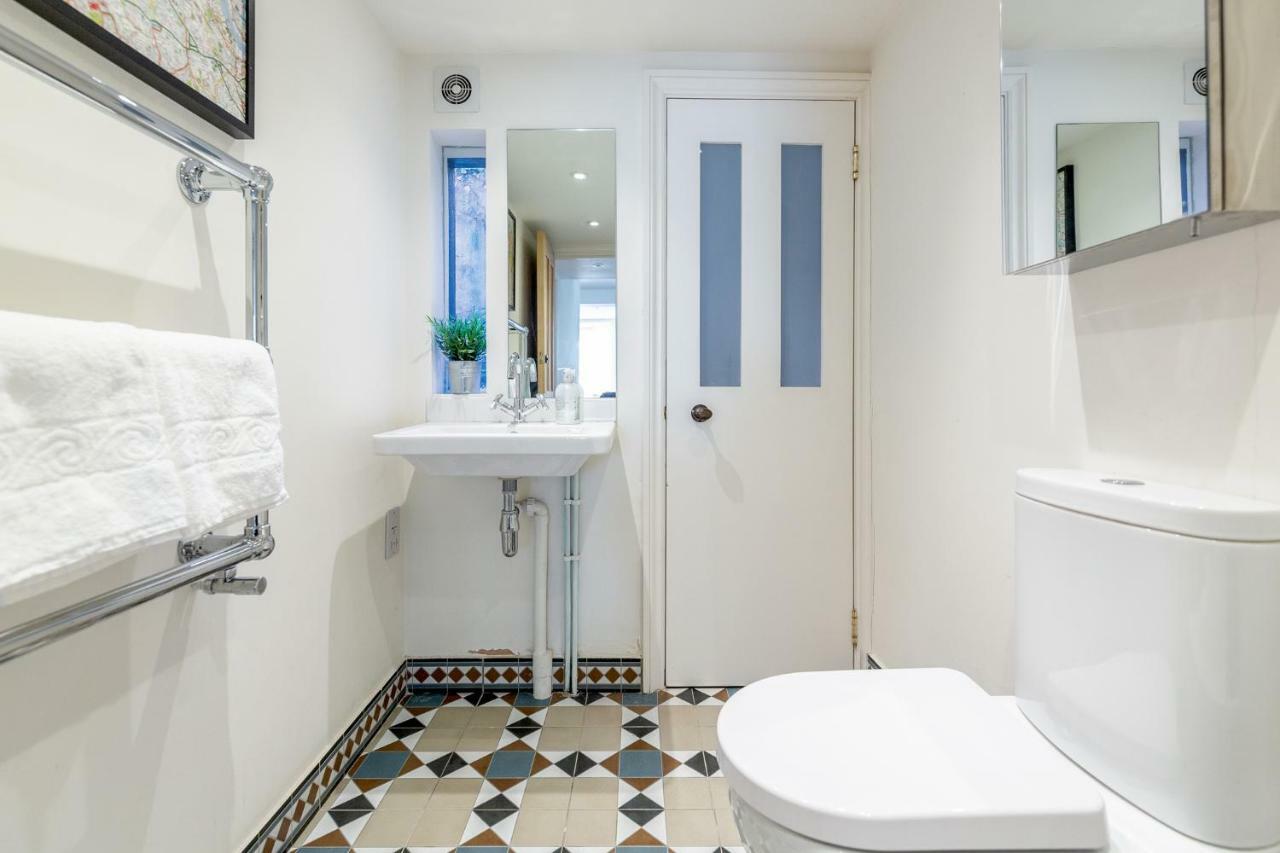 Bonnington Gardens - 1 Bed Open Plan Basement Flat Appartamento *