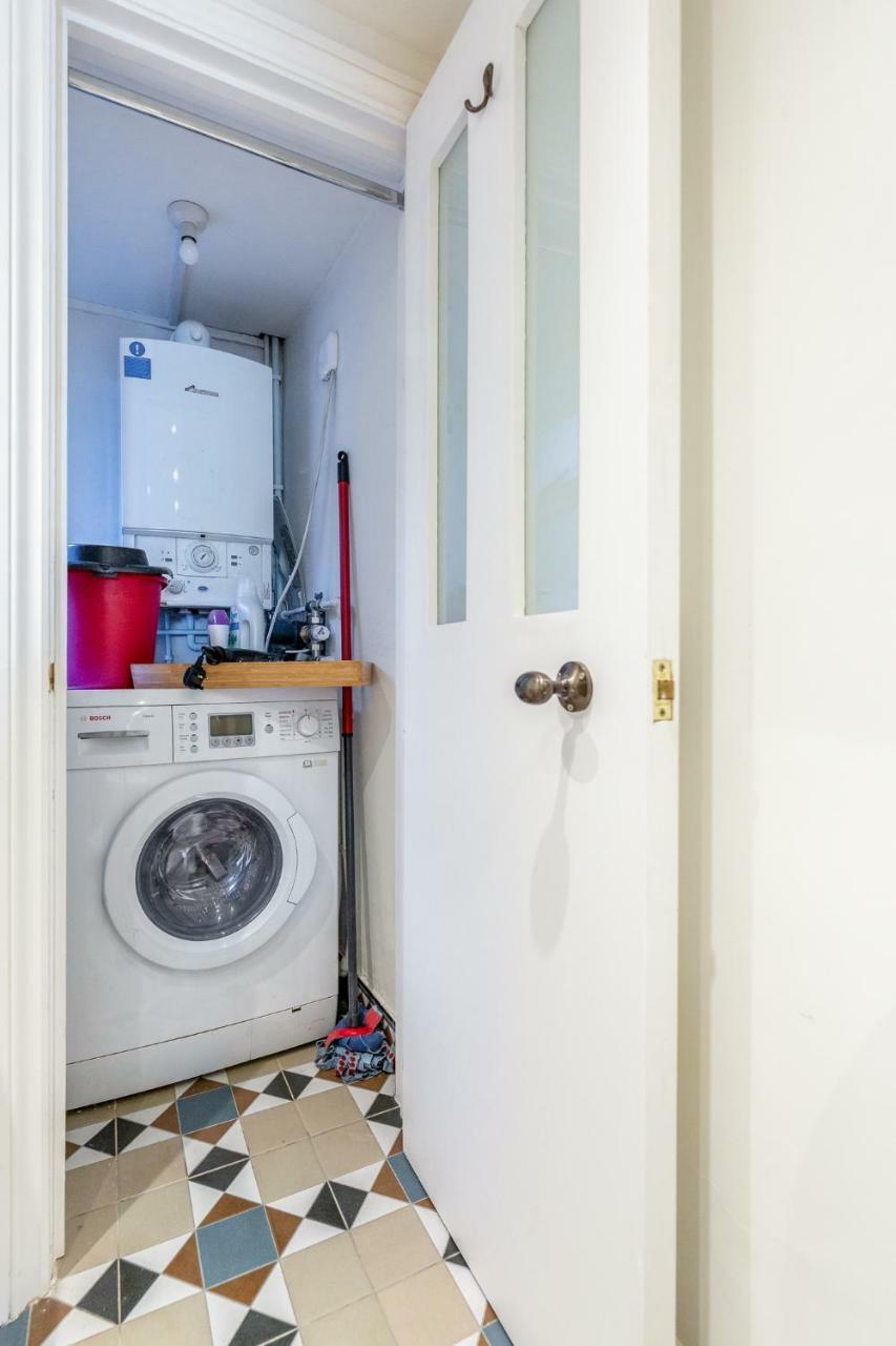 Bonnington Gardens - 1 Bed Open Plan Basement Flat Appartamento *