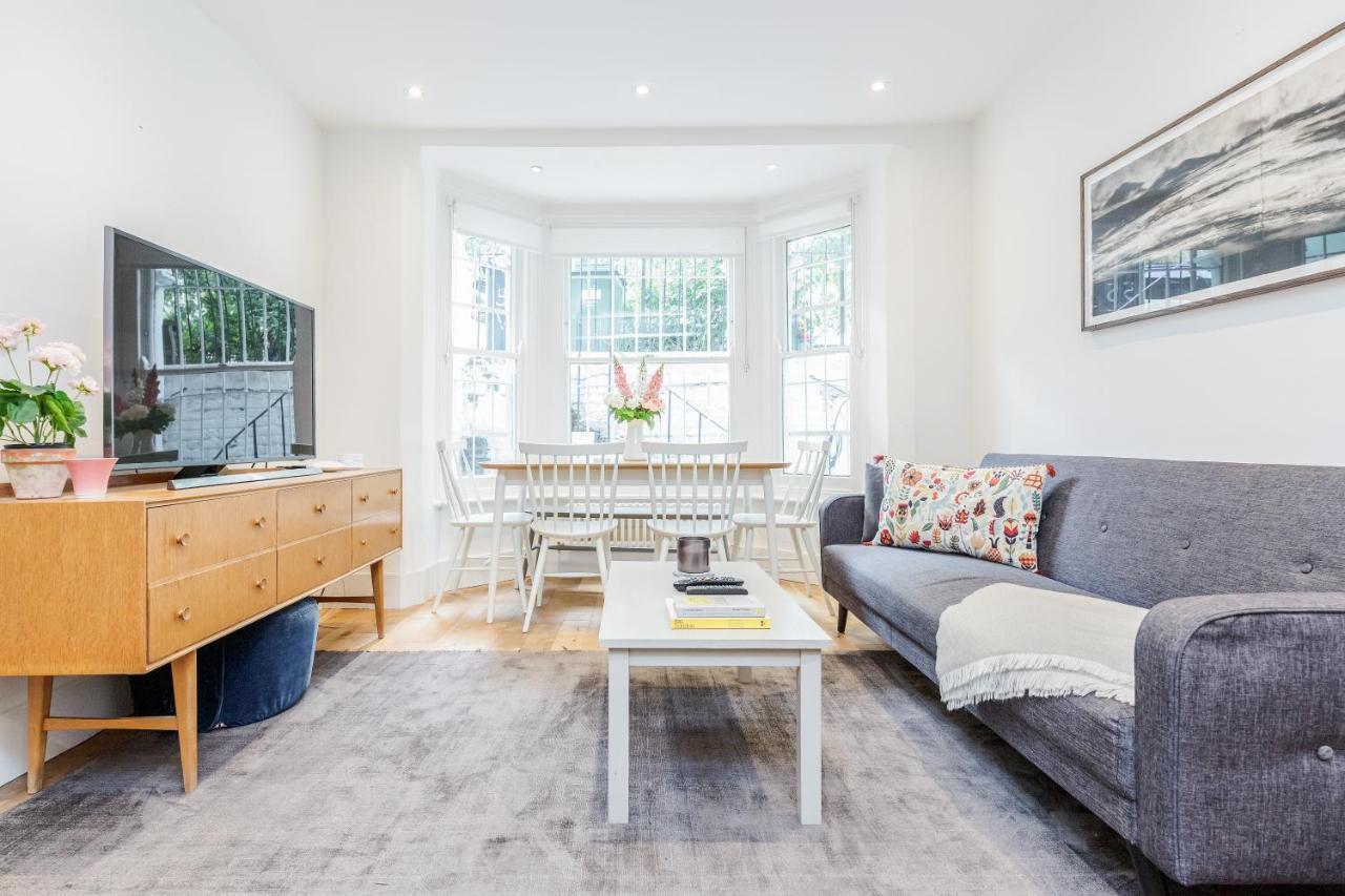 Appartamento Bonnington Gardens - 1 Bed Open Plan Basement Flat *